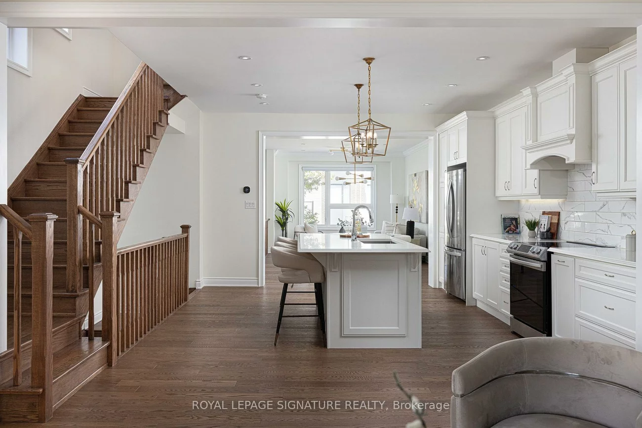 19, Hollyhock, Banbury-Don Mills, Toronto