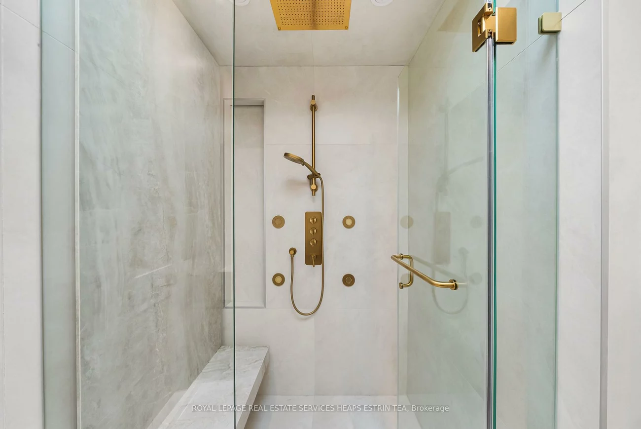 16B, Kenrae, Leaside, Toronto