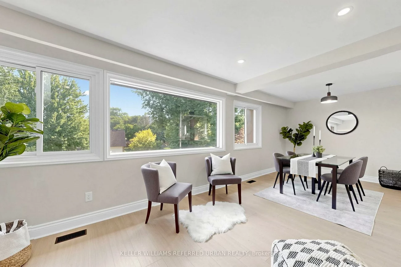 143, Silas Hill, Don Valley Village, Toronto