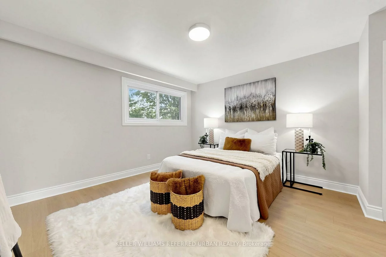 143, Silas Hill, Don Valley Village, Toronto