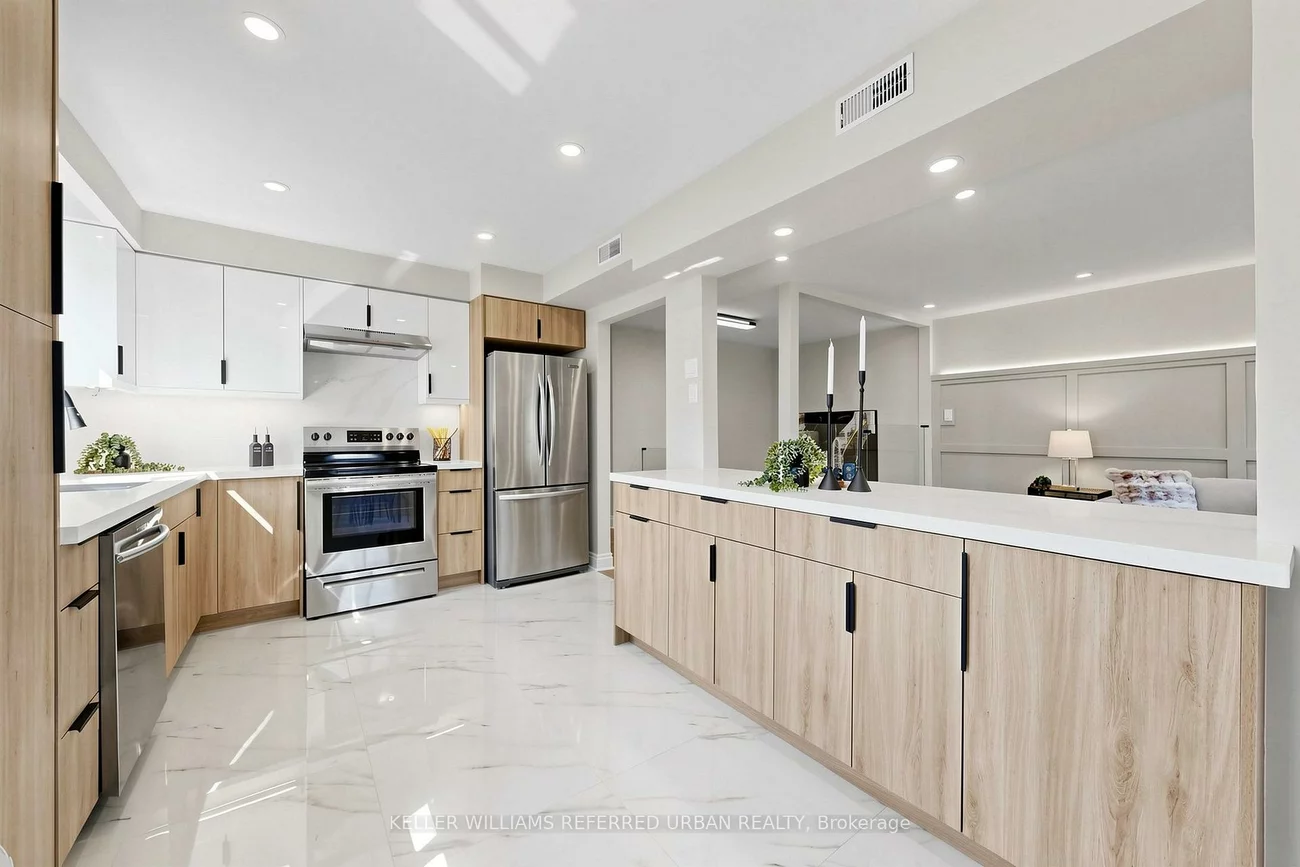 143, Silas Hill, Don Valley Village, Toronto