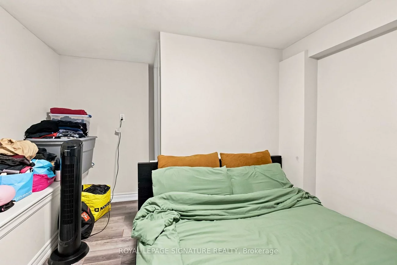 35, Regal, Wychwood, Toronto