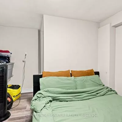 35, Regal, Wychwood, Toronto