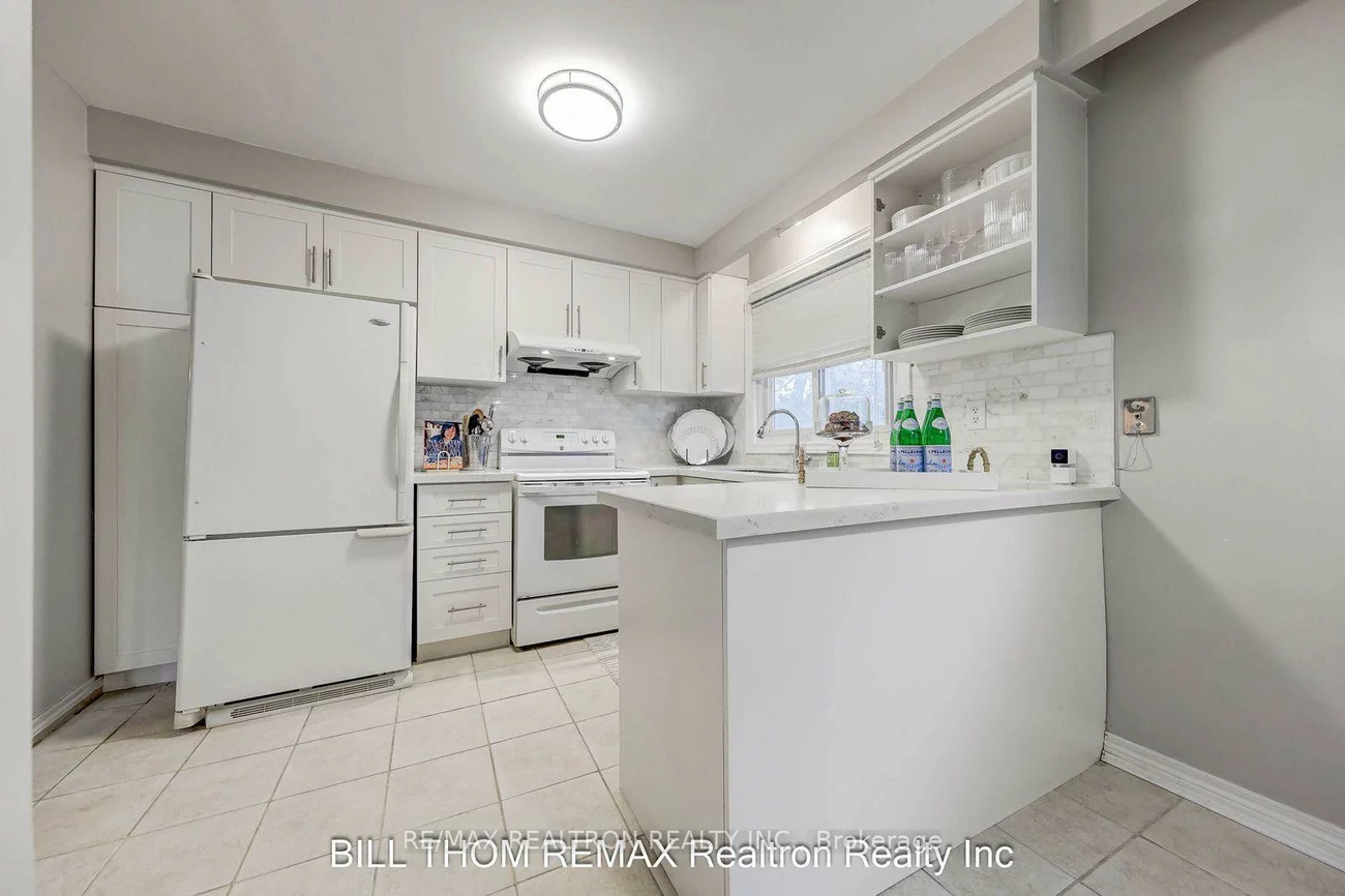 58, Reiber, Bayview Woods-Steeles, Toronto