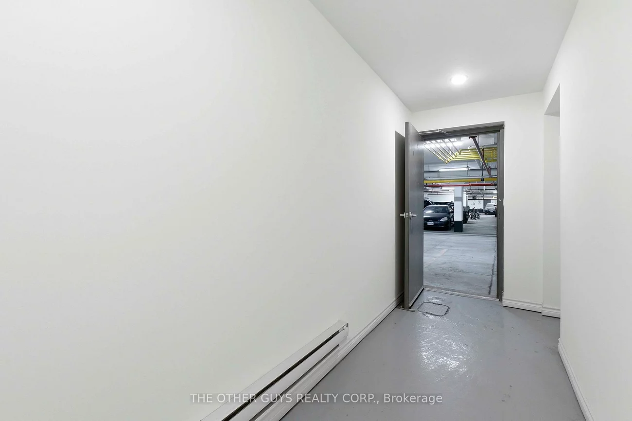 9R, Clintwood, Parkwoods-Donalda, Toronto