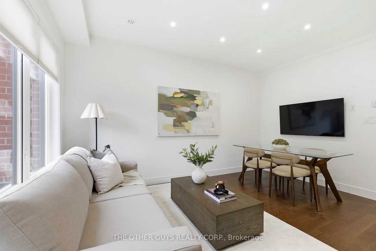 9R, Clintwood, Parkwoods-Donalda, Toronto