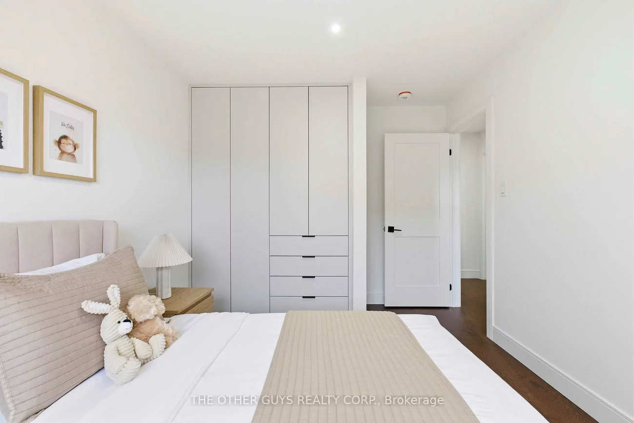 9R, Clintwood, Parkwoods-Donalda, Toronto