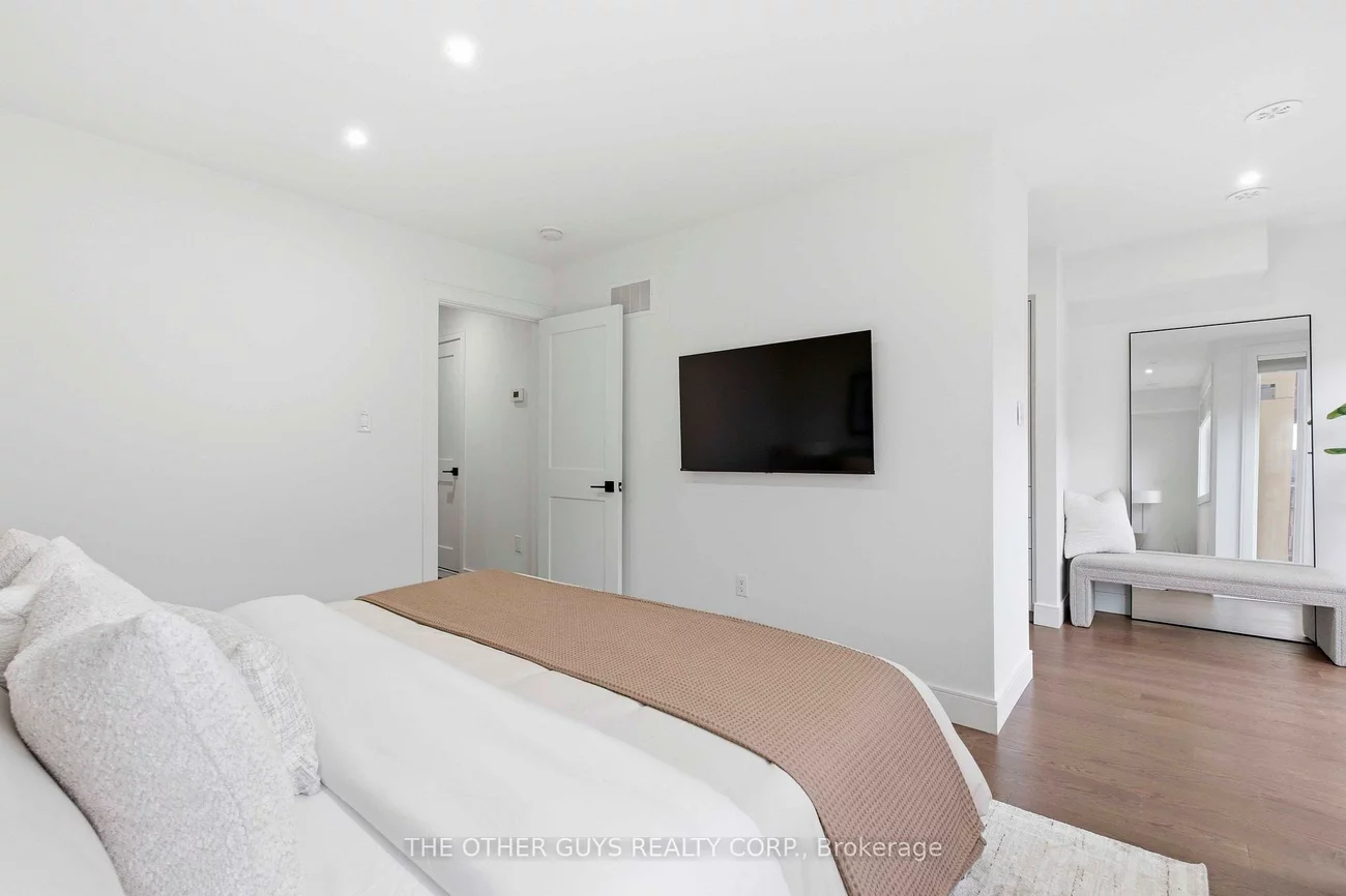 9R, Clintwood, Parkwoods-Donalda, Toronto