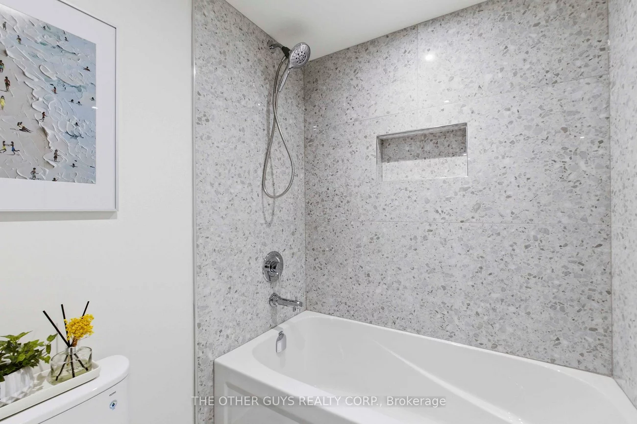 9R, Clintwood, Parkwoods-Donalda, Toronto