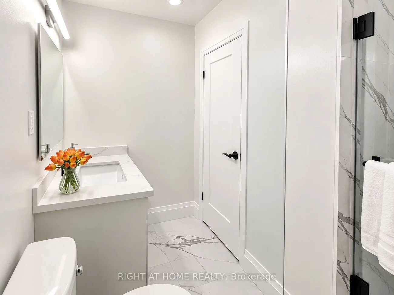 16, Ptarmigan, Parkwoods-Donalda, Toronto