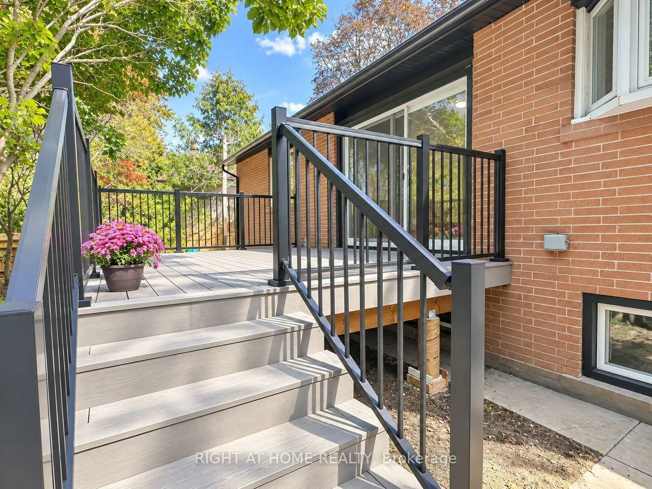 16, Ptarmigan, Parkwoods-Donalda, Toronto
