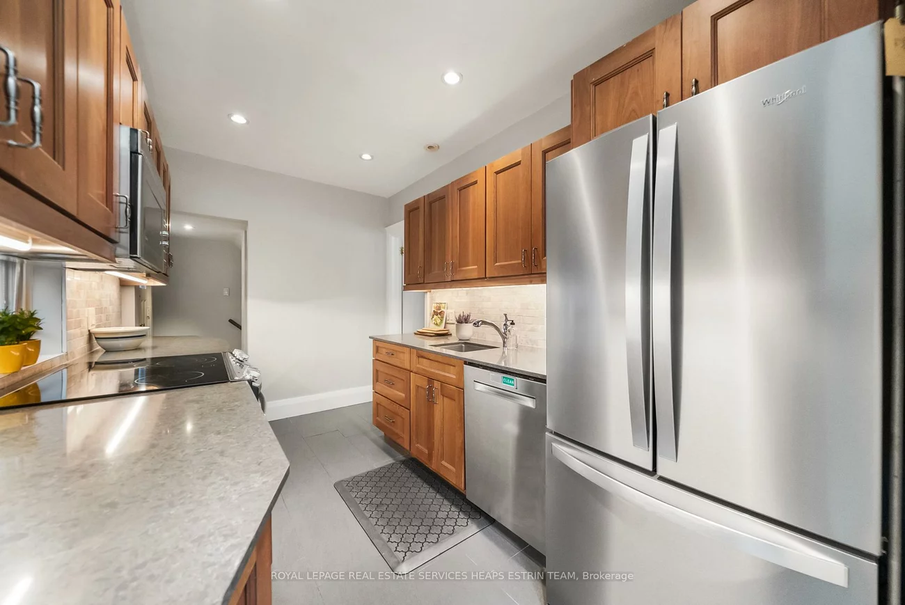 106, Colin, Yonge-Eglinton, Toronto