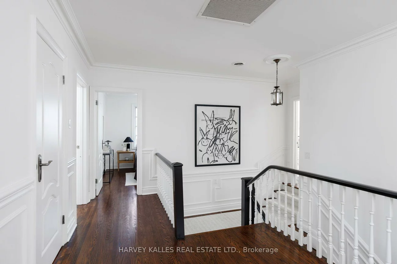 15, Moorehill, Leaside, Toronto