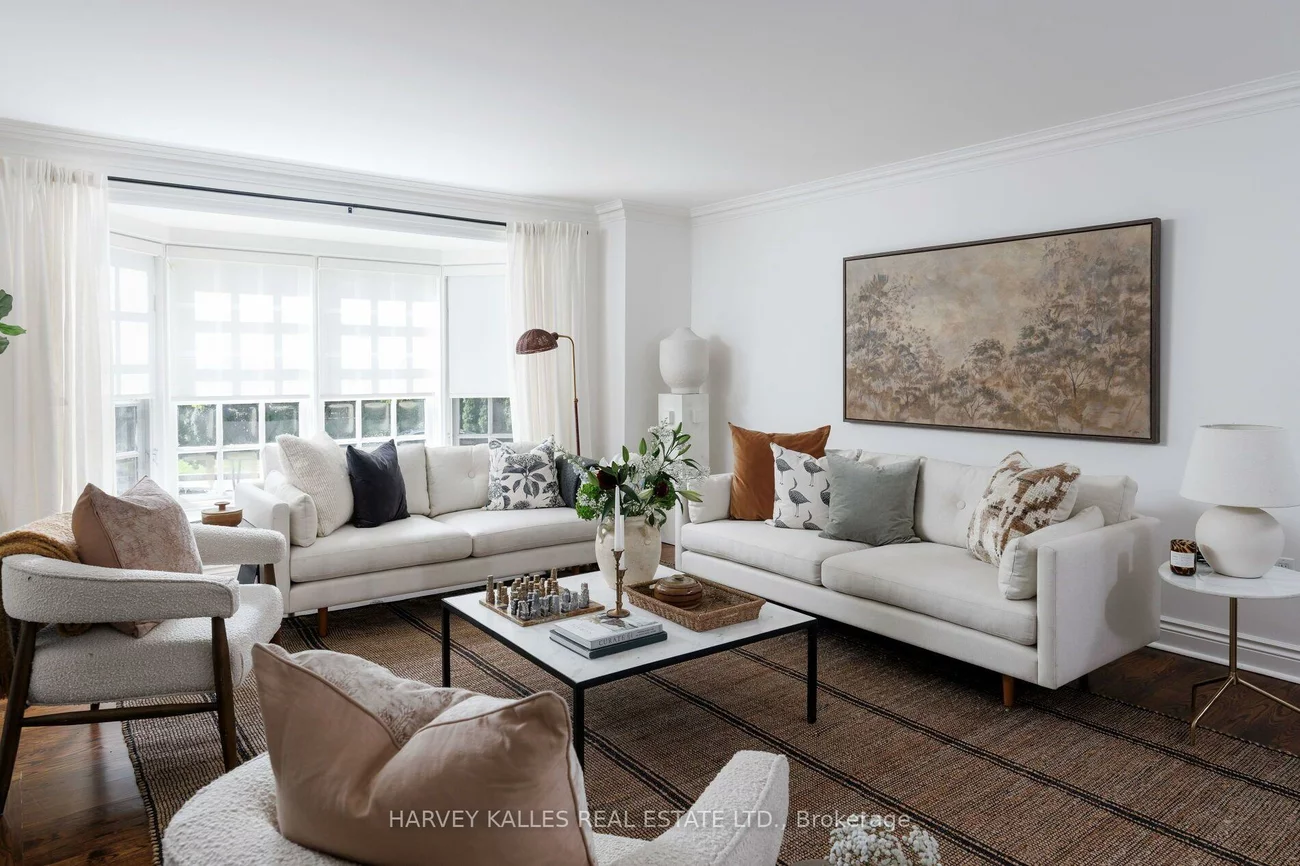 15, Moorehill, Leaside, Toronto