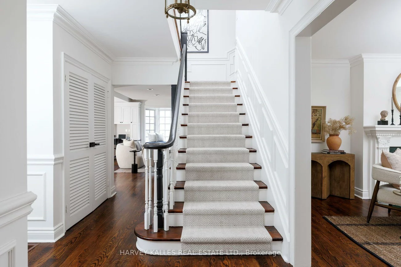 15, Moorehill, Leaside, Toronto
