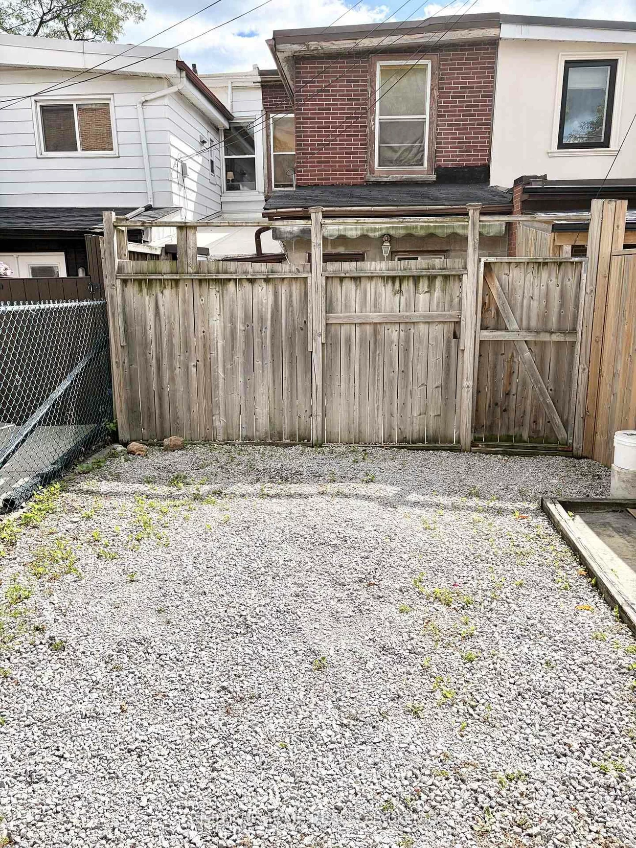 60, Foxley, Trinity-Bellwoods, Toronto