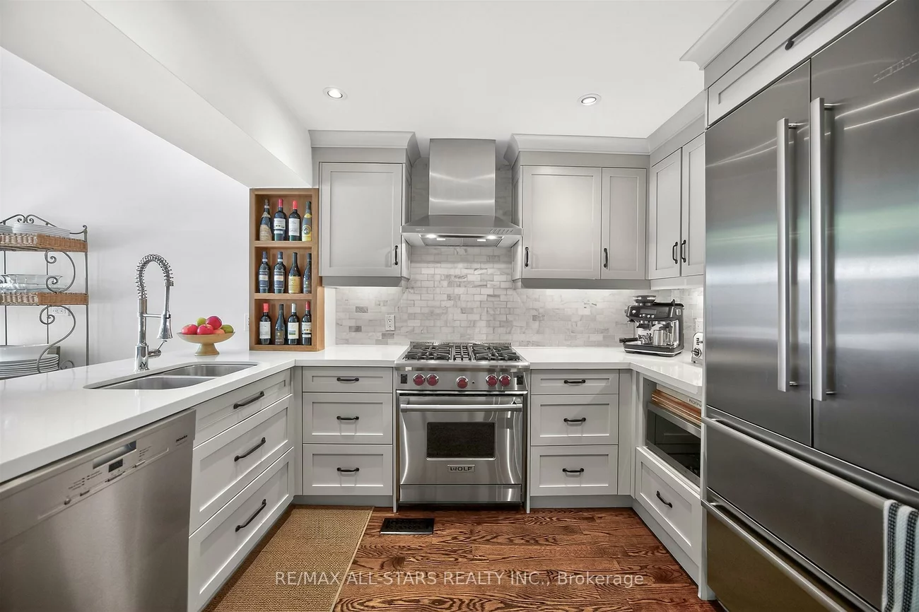 30, Edgewood, Rosedale-Moore Park, Toronto
