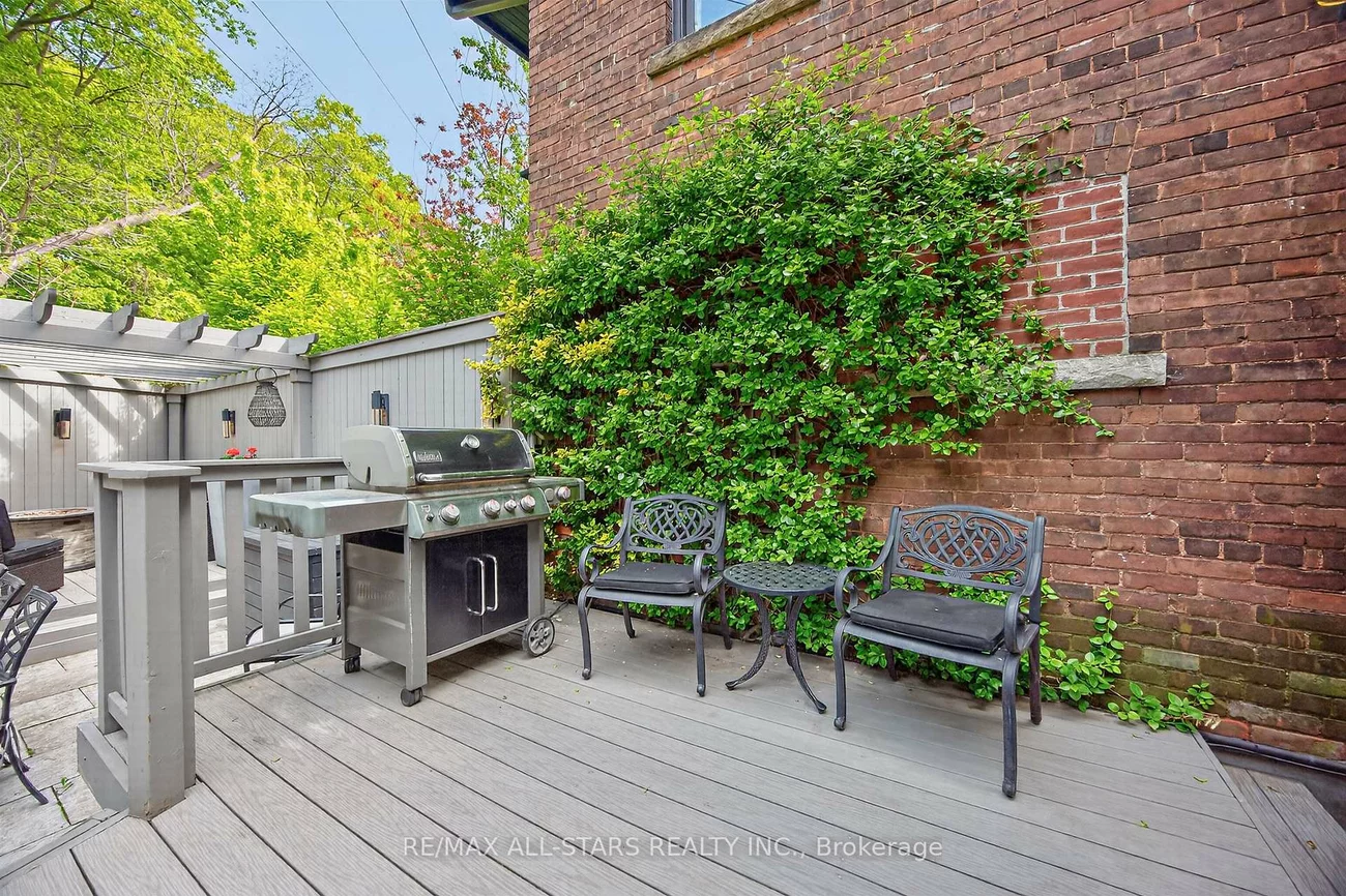 30, Edgewood, Rosedale-Moore Park, Toronto