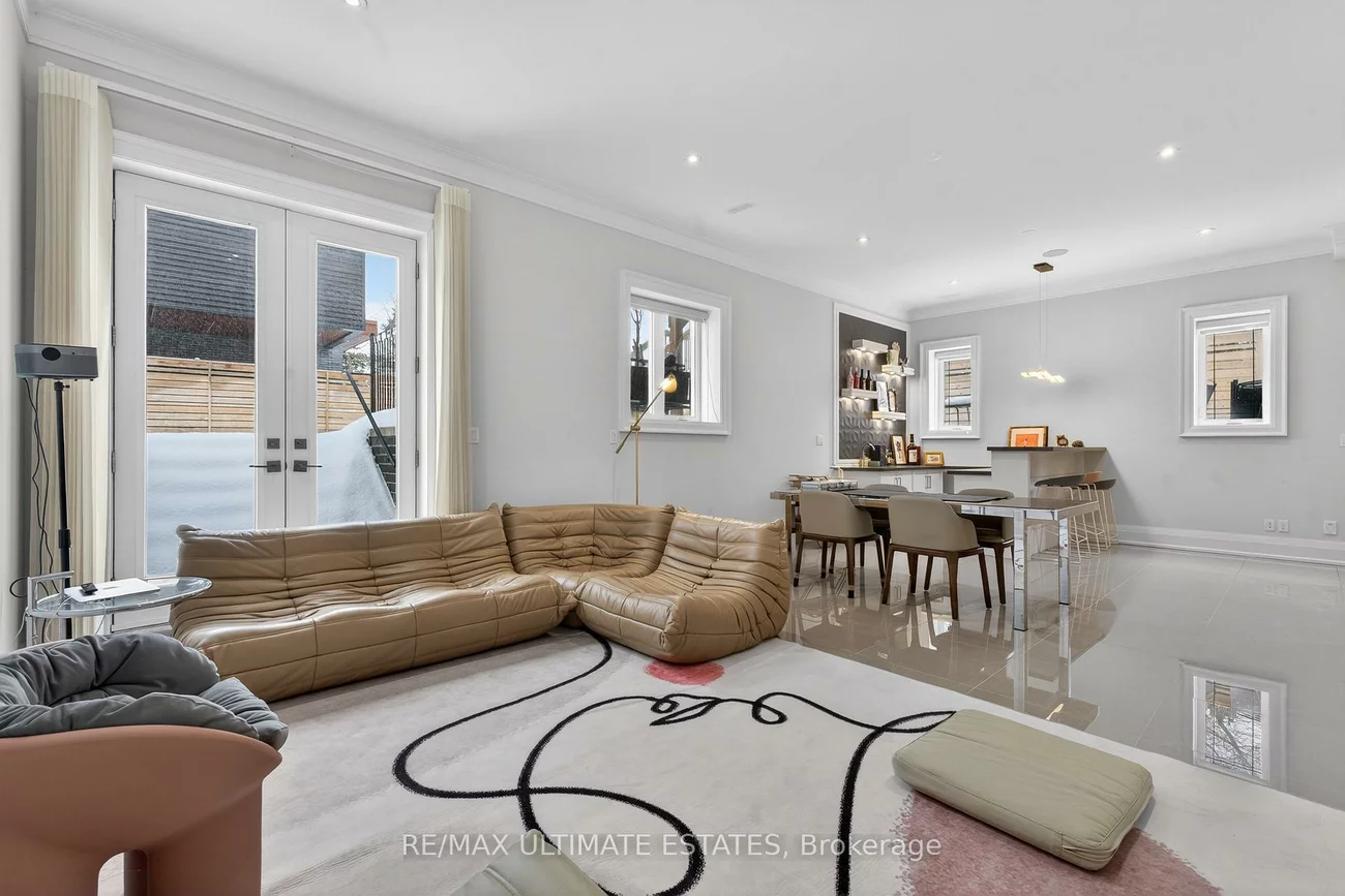 150, Norton, Willowdale East, Toronto