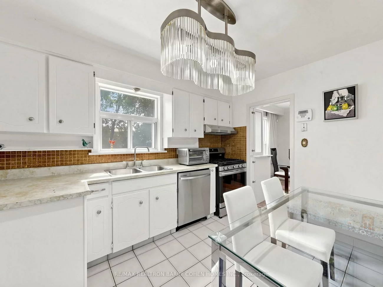 37, Tefley, Newtonbrook West, Toronto