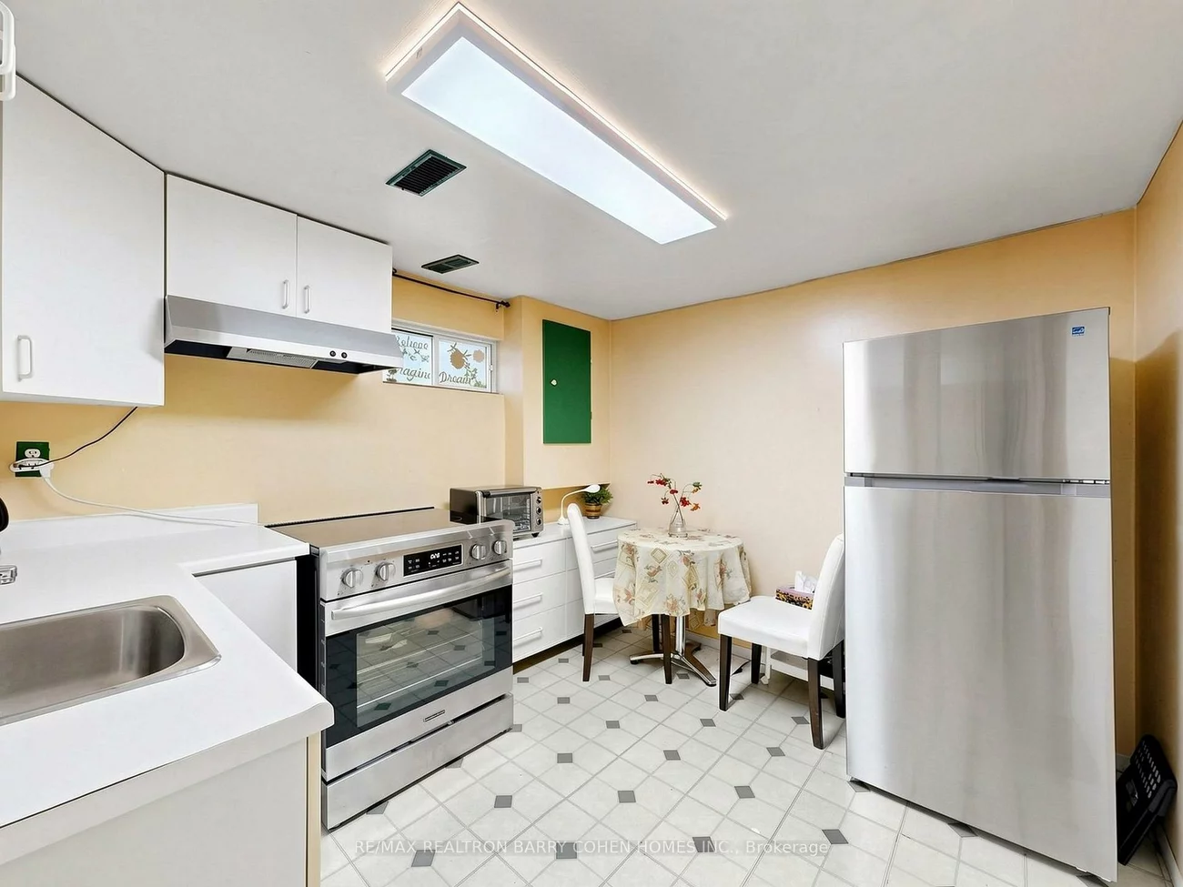 37, Tefley, Newtonbrook West, Toronto