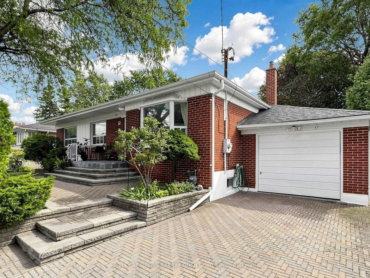 37, Tefley, Newtonbrook West, Toronto