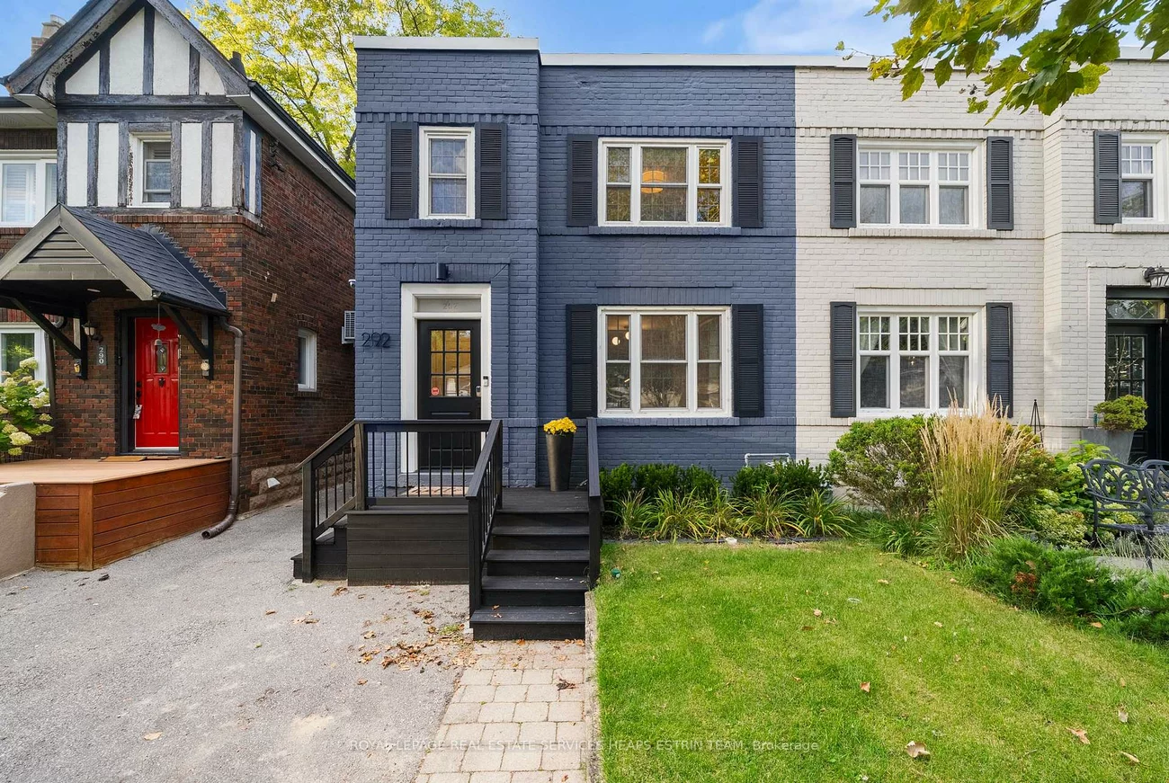 292, Broadway, Mount Pleasant East, Toronto