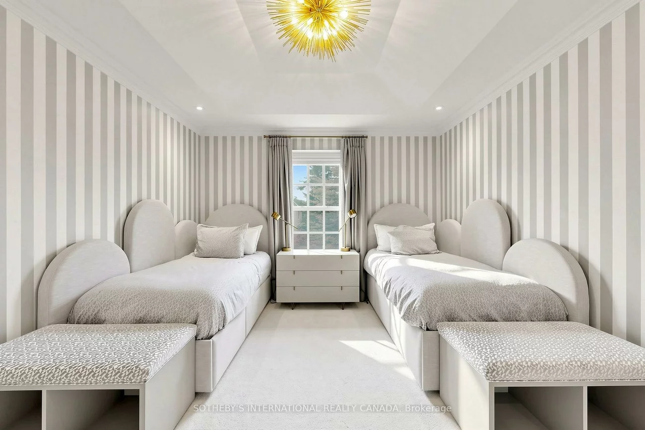 230, Hillhurst, Bedford Park-Nortown, Toronto