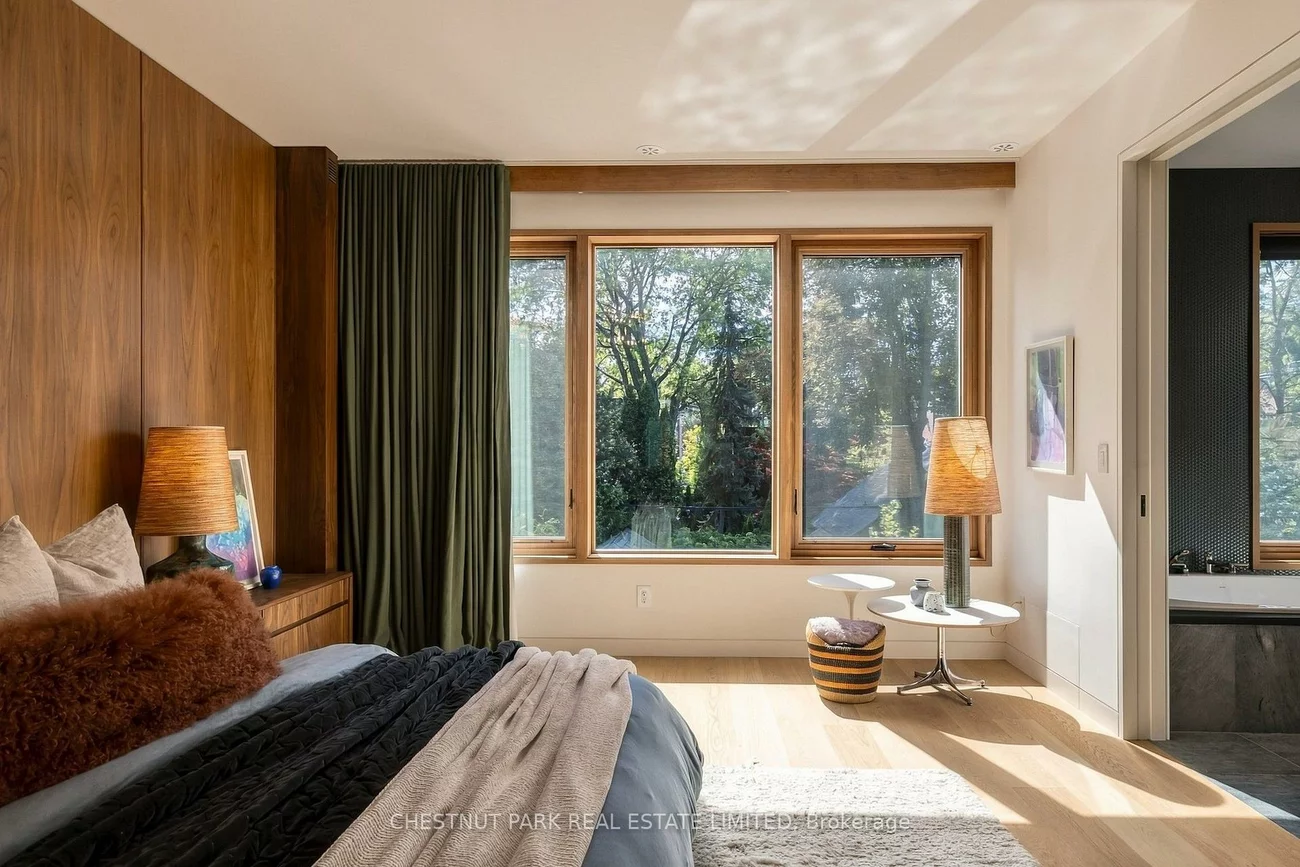 149, Roxborough, Rosedale-Moore Park, Toronto