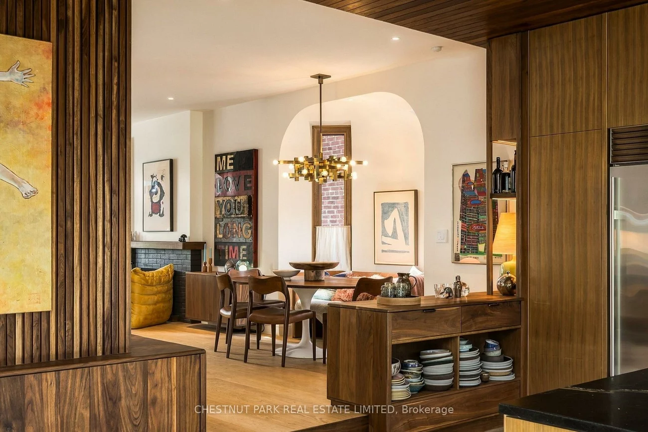 149, Roxborough, Rosedale-Moore Park, Toronto