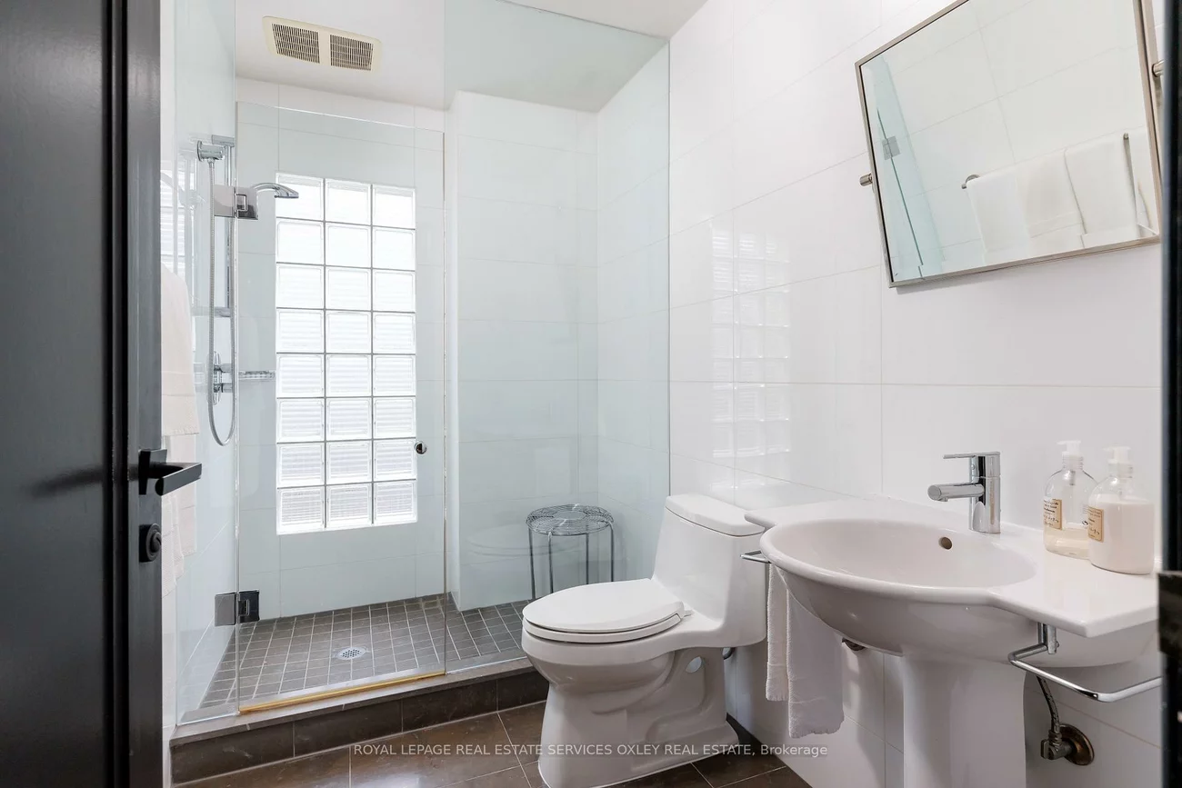 67, Lynwood, Casa Loma, Toronto