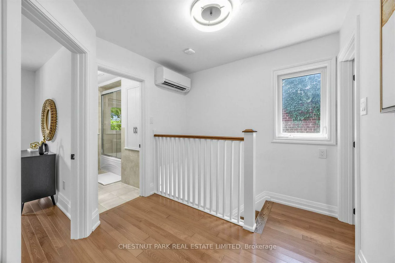 178, Hanna, Leaside, Toronto