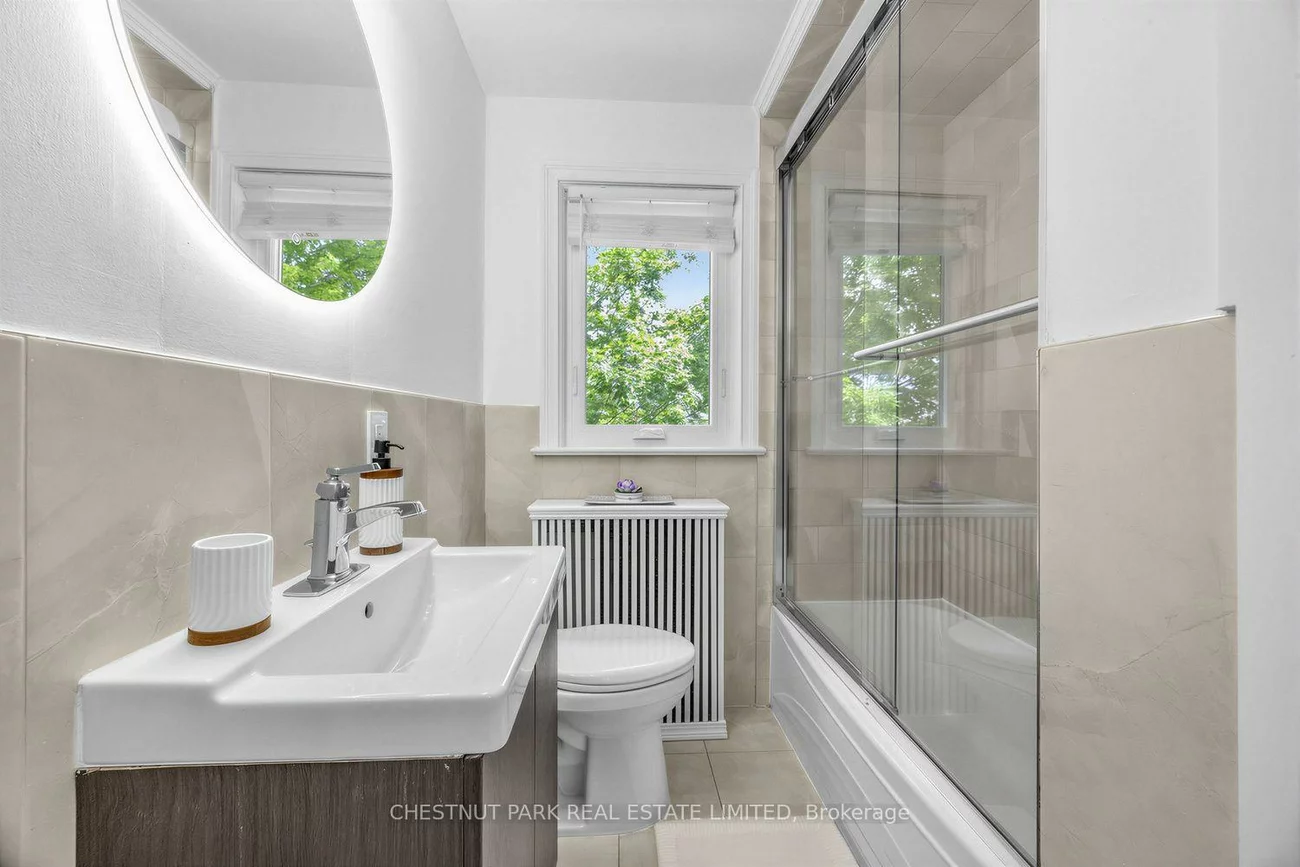 178, Hanna, Leaside, Toronto
