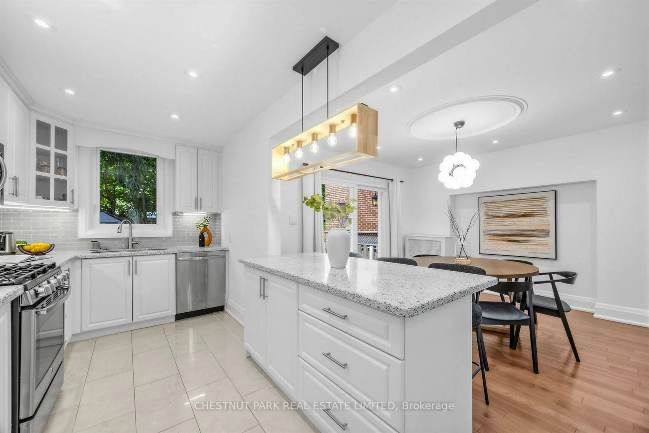 178, Hanna, Leaside, Toronto