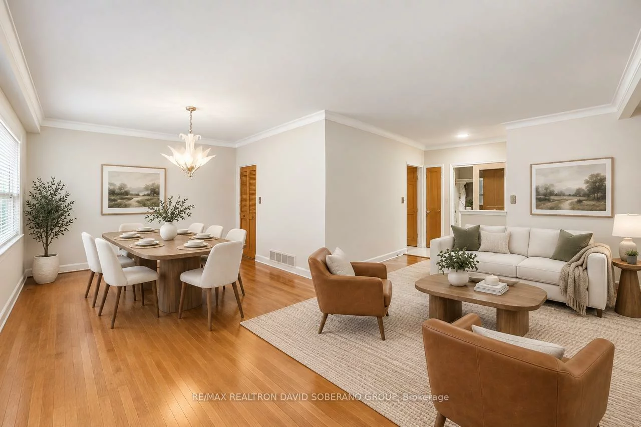 44, Kennard, Bathurst Manor, Toronto