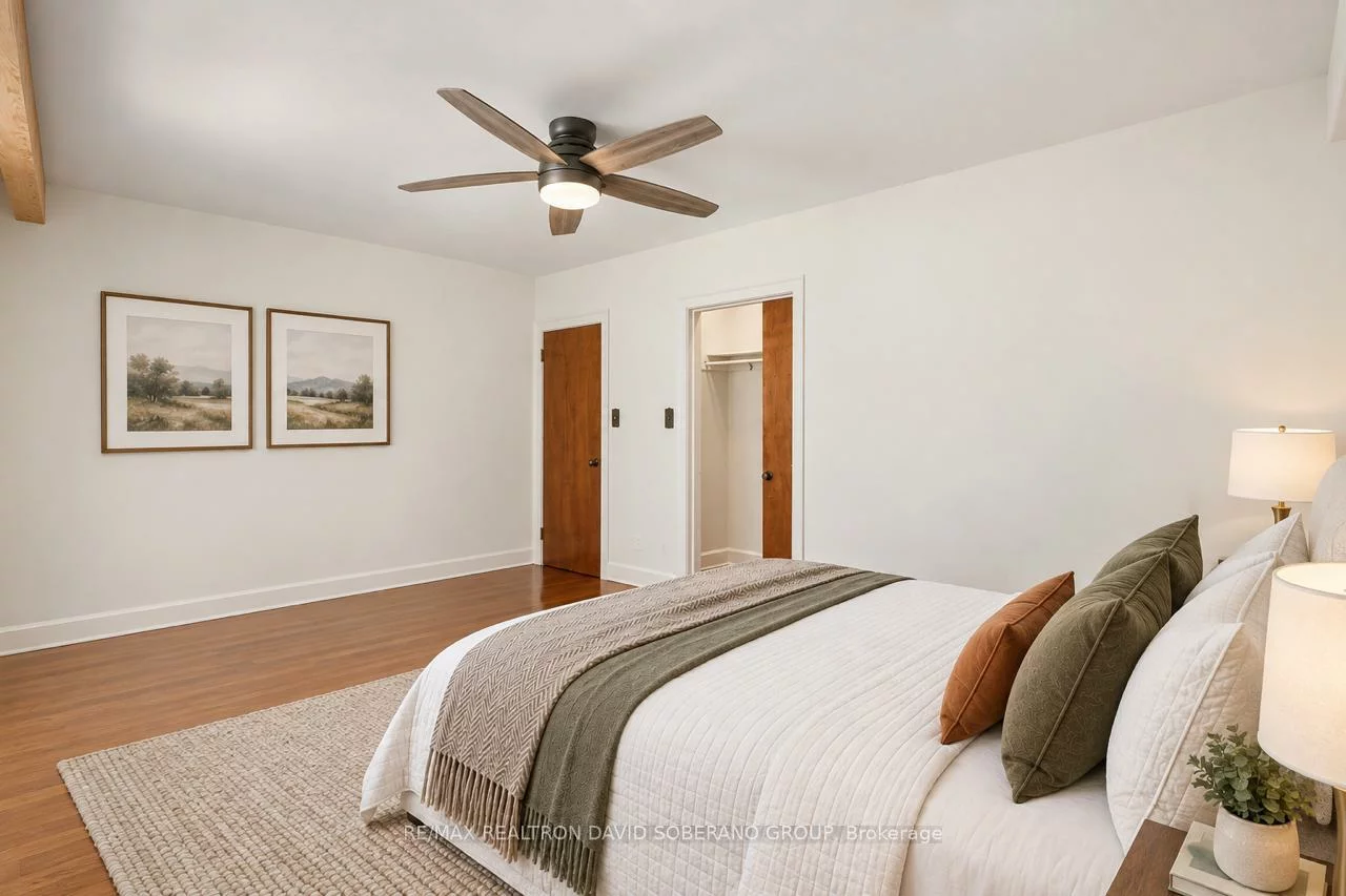 44, Kennard, Bathurst Manor, Toronto