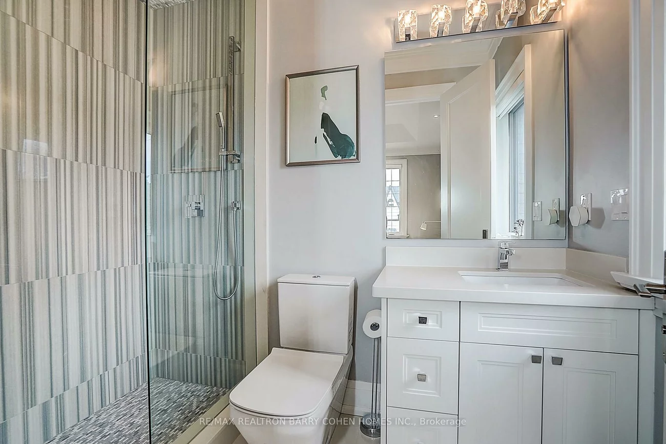 21, Yorkview, Willowdale West, Toronto