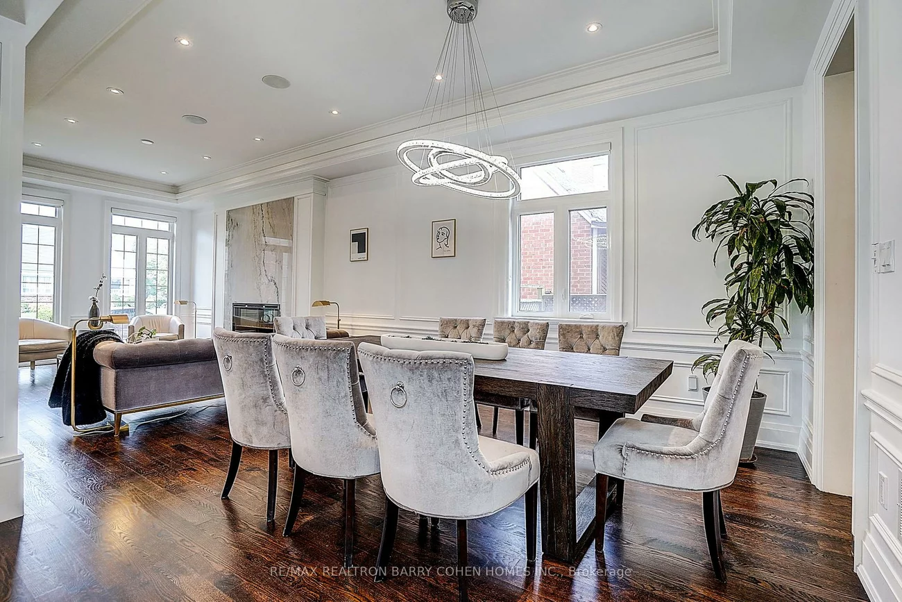 21, Yorkview, Willowdale West, Toronto