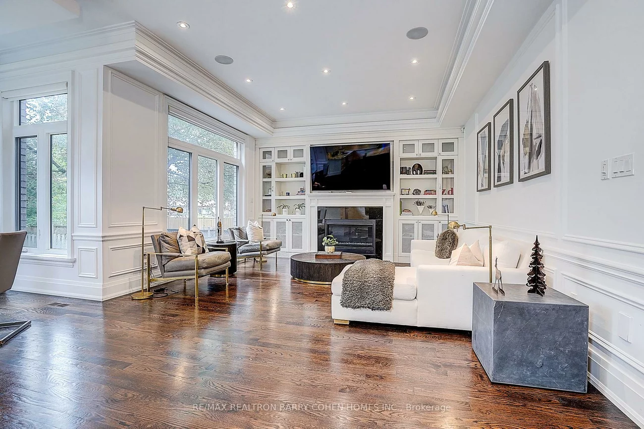 21, Yorkview, Willowdale West, Toronto