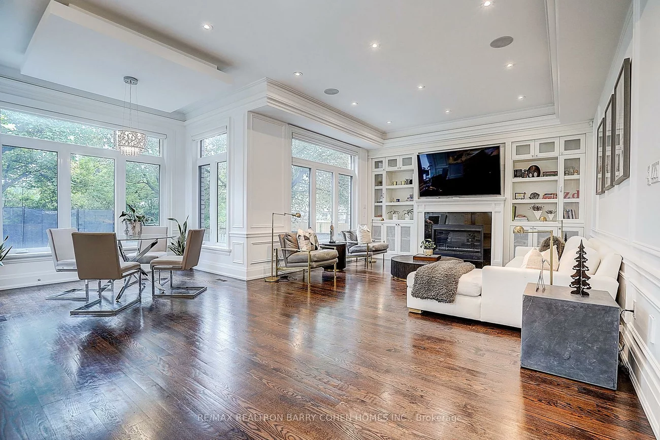 21, Yorkview, Willowdale West, Toronto
