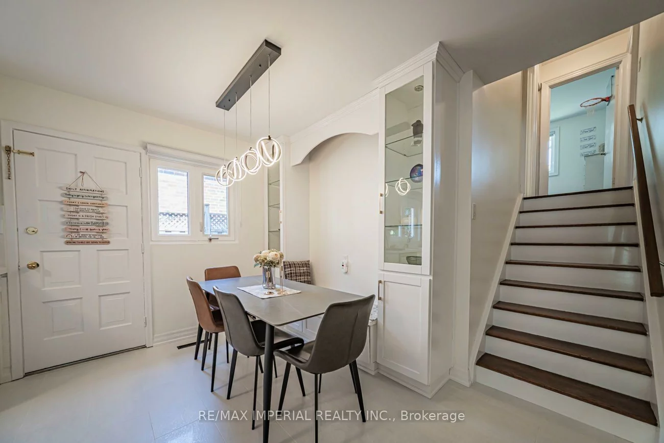 4, Quincy, Henry Farm, Toronto