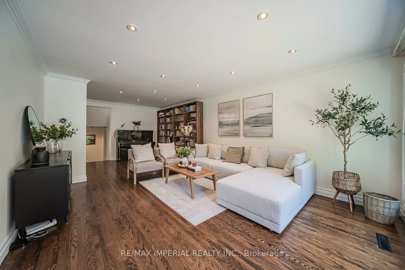 4, Quincy, Henry Farm, Toronto