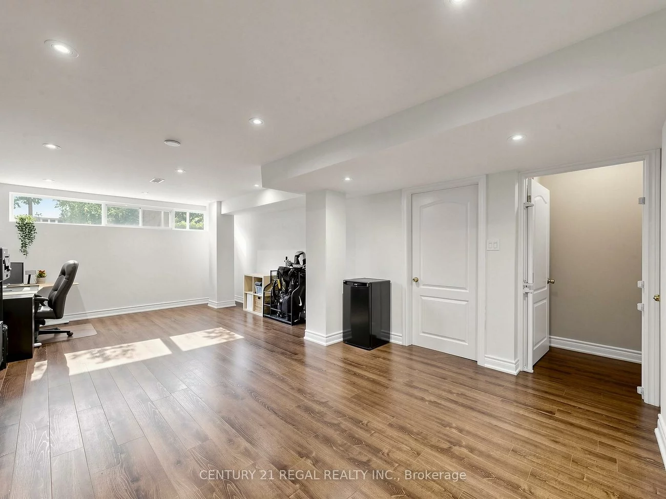 77, Billington, Parkwoods-Donalda, Toronto