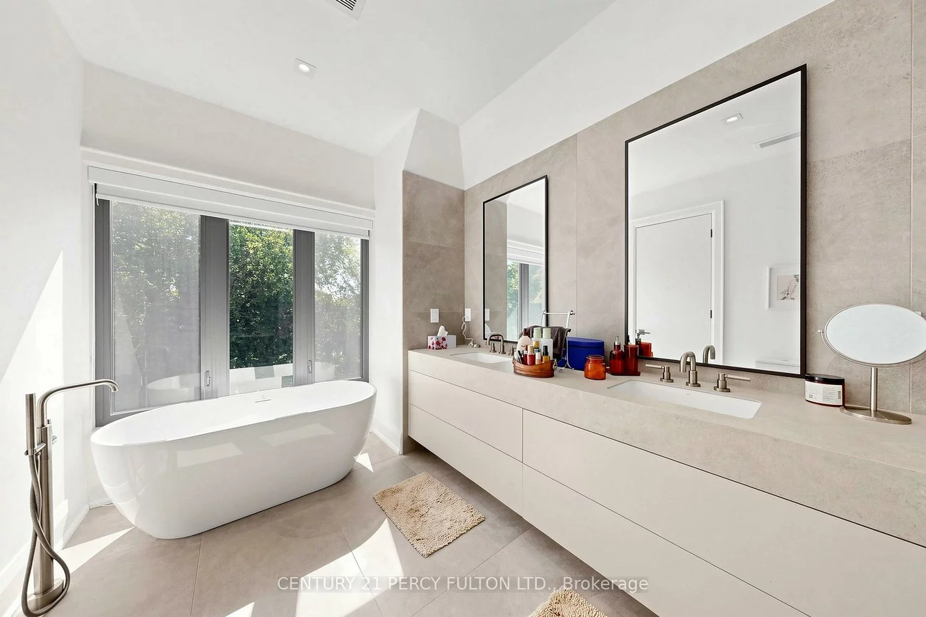171, Elmwood, Willowdale East, Toronto