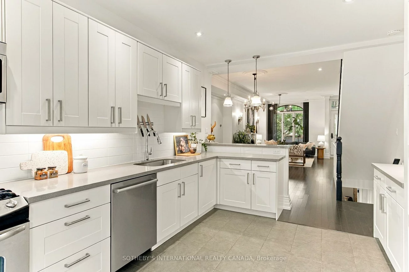140, Spruce, Cabbagetown-South St. James Town, Toronto