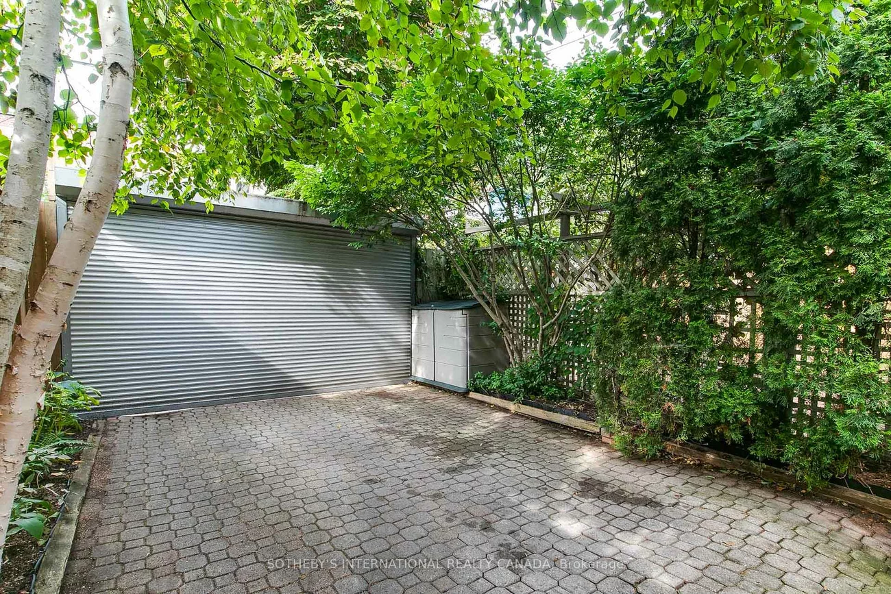 140, Spruce, Cabbagetown-South St. James Town, Toronto