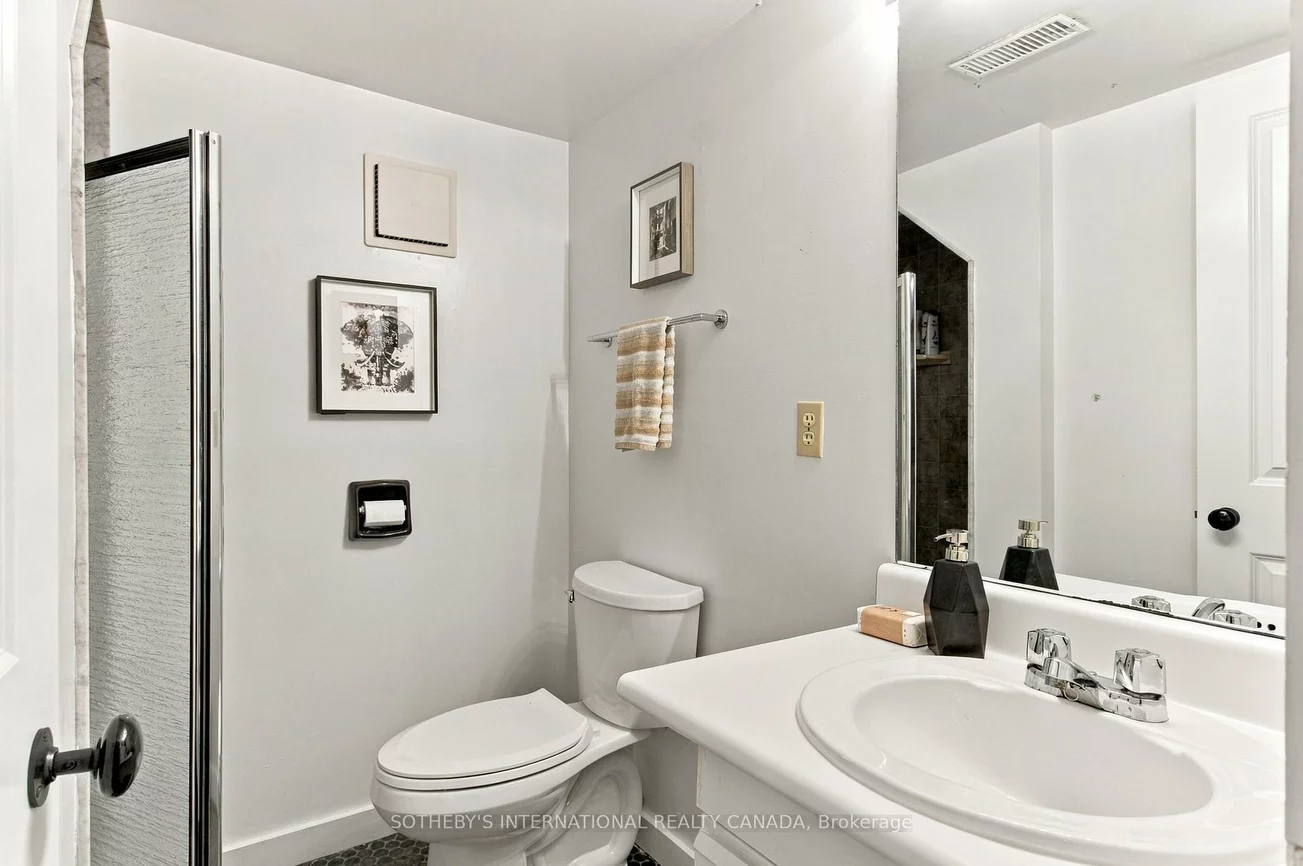 140, Spruce, Cabbagetown-South St. James Town, Toronto
