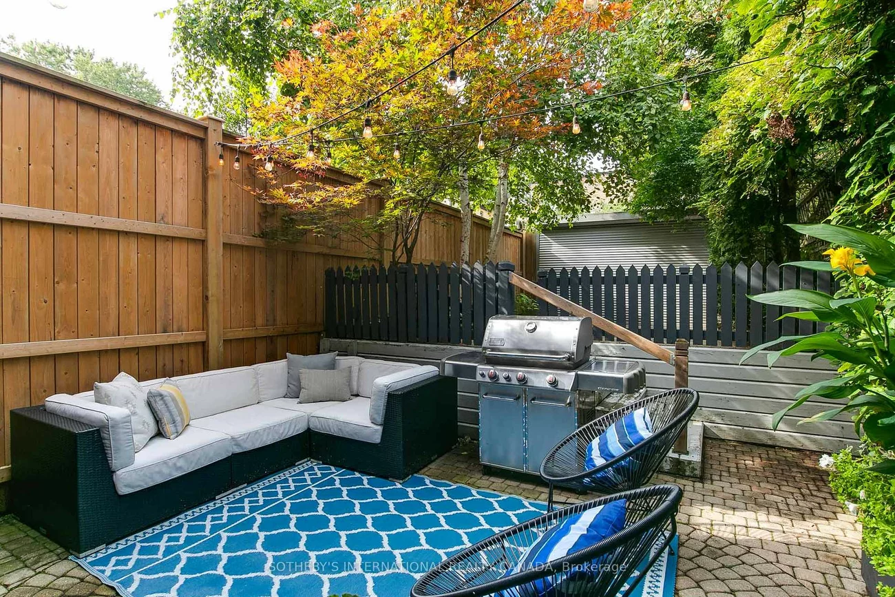 140, Spruce, Cabbagetown-South St. James Town, Toronto