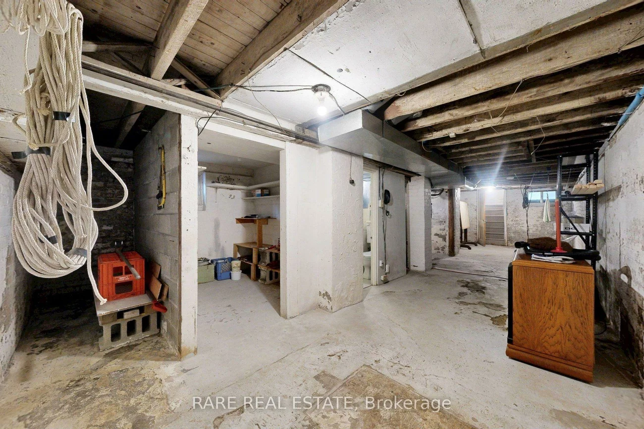 180, Atlas, Oakwood Village, Toronto