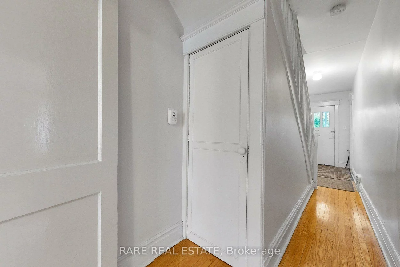 180, Atlas, Oakwood Village, Toronto
